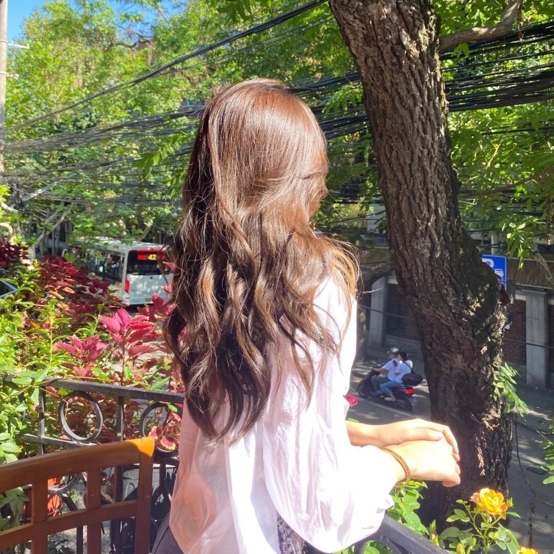 落花流水春去也